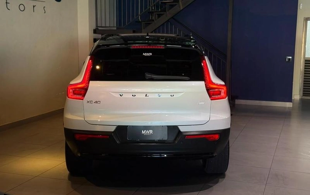 imagem-https://www.socarrao.com.br/sc-vehicle-images-prod/2514801/1789503167750-8259182_2_B_dc809dc263.jpeg