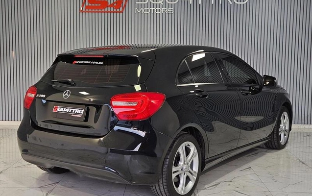 imagem-https://www.socarrao.com.br/sc-vehicle-images-prod/2514996/1783536916210-8258334_27_B_818d0ccf94.jpeg