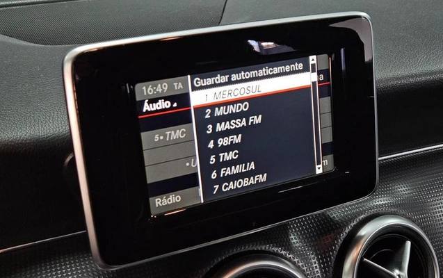 imagem-https://www.socarrao.com.br/sc-vehicle-images-prod/2514996/1783536916221-8258334_17_B_574d042a97.jpeg