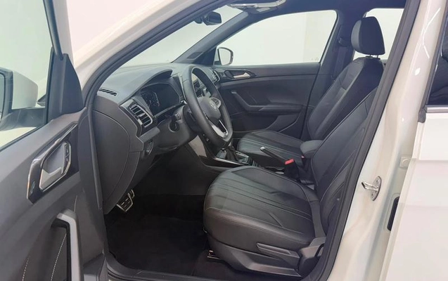imagem-https://www.socarrao.com.br/sc-vehicle-images-prod/2515138/1789049733582-8255803_6_B_03dec5a97c.jpeg
