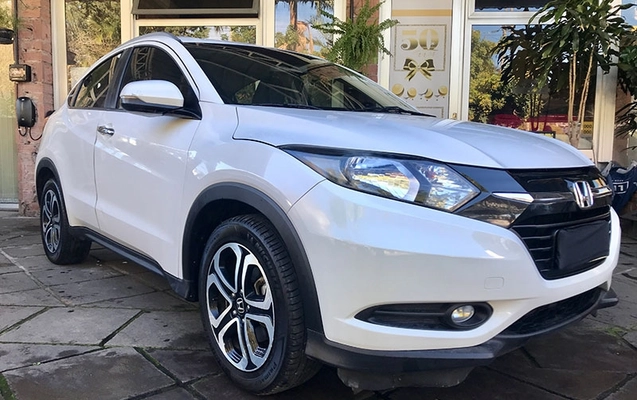 imagem-https://www.socarrao.com.br/sc-vehicle-images-prod/2515548/1784231763268-uHu44cTMF78mOoLkxu4fAVcEckpJ96wt.jpg