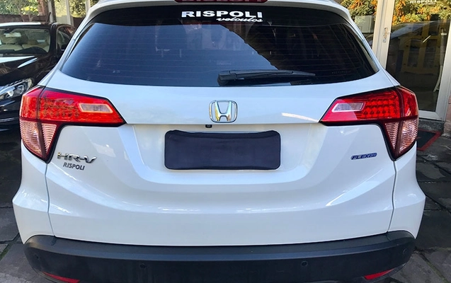 imagem-https://www.socarrao.com.br/sc-vehicle-images-prod/2515548/1784231763272-MkkRBkt8m6hInFMVYwAENOzbcJHEkaQa.jpg