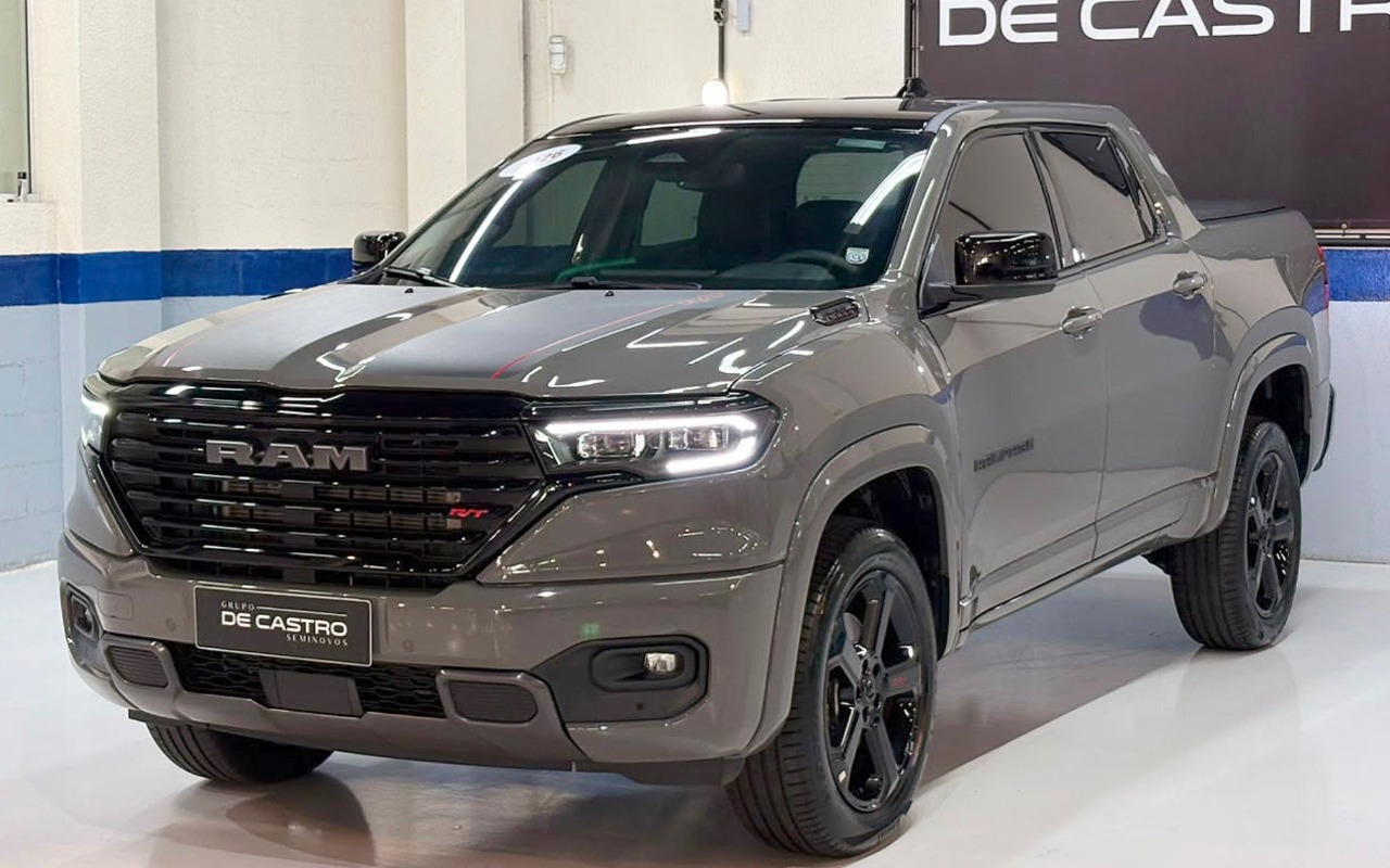 RAM Rampage 2026 Cinza — foto 1 de 3