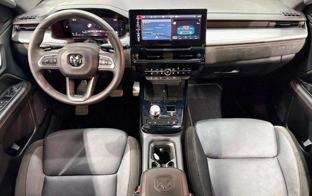 imagem-https://www.socarrao.com.br/sc-vehicle-images-prod/2515793/1783689900034-UkFNIFJBTVBBR0UgUl9UIEhVUlJJQy4gNCAyLjAgVEIgQ0QgNFg0IC0gMjAyNiAtIENJTlpBIC0gVUJaMUE0NSAoMTYpLmpwZw.jpg