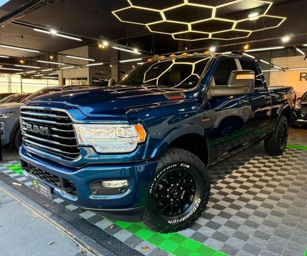 Ram 3500 2024 Azul — foto 1 de 3