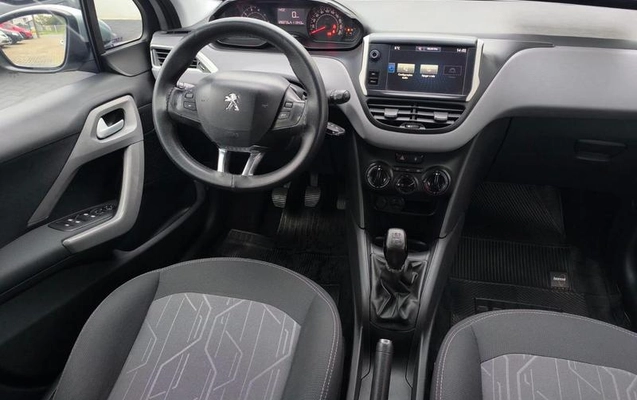 imagem-https://www.socarrao.com.br/sc-vehicle-images-prod/2516865/1789406284336-8259672_18_B_eca47fdabf.jpeg