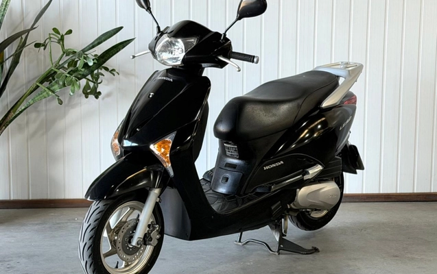imagem-https://www.socarrao.com.br/sc-vehicle-images-prod/2517265/1783528821973-vM4ByH43vyPyorlyD1LVdzaO86wxxwsY.jpg