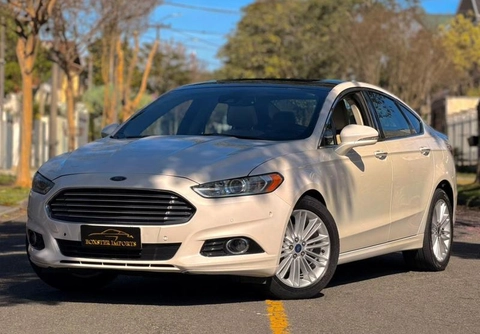 Ford Fusion 2016 Branco — foto 1 de 3