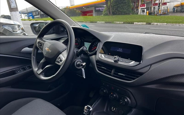 imagem-https://www.socarrao.com.br/sc-vehicle-images-prod/2517459/1783529504405-GJD-9B24_05.jpg