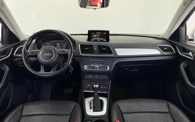 imagem-https://www.socarrao.com.br/sc-vehicle-images-prod/25177/1788443677828-7733435_3_B_512a594aa7.jpeg