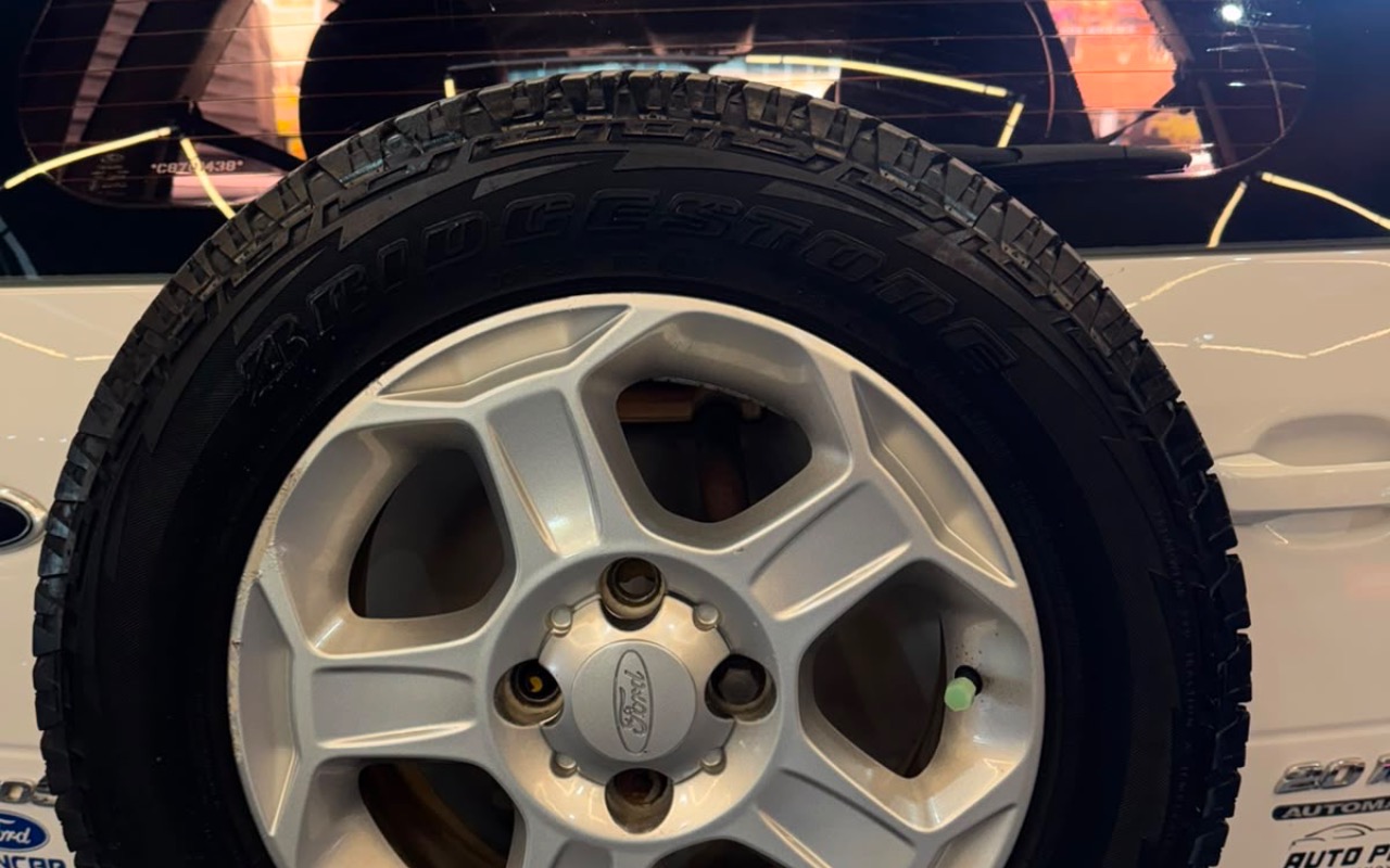 imagem-https://www.socarrao.com.br/sc-vehicle-images-prod/2517836/1788196910452-MWMyZDA5YTgtMTZlZi00MzRlLTg1MDgtZDNiNDU3ZmNhOGVmLmpwZWc.jpeg