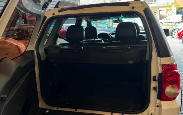 imagem-https://www.socarrao.com.br/sc-vehicle-images-prod/2517836/1788196910941-YmZlODQ4YTMtNmEwMC00ZjgyLTkzNjItZGQ2M2RlZjA1NDExLmpwZWc.jpeg
