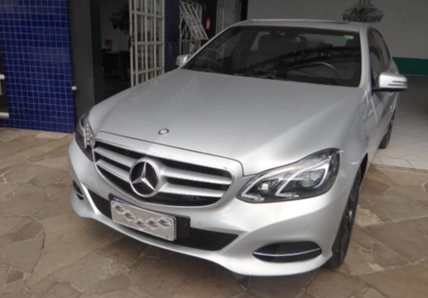 Mercedes-Benz E-350 2014 Prata — foto 1 de 3