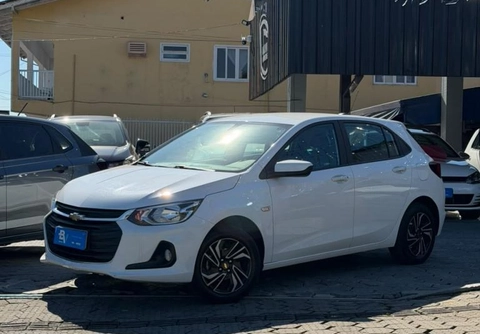 Chevrolet Onix 2025 Branco — foto 1 de 3