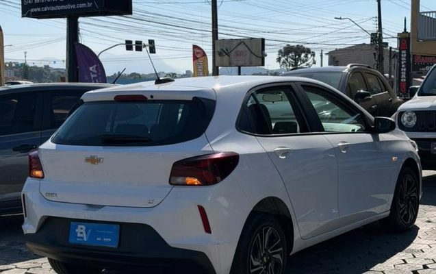 imagem-https://www.socarrao.com.br/sc-vehicle-images-prod/2518125/1783531954920-69436a4e86c229f10.jpeg