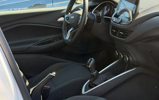 imagem-https://www.socarrao.com.br/sc-vehicle-images-prod/2518125/1783531954925-69436a4e86c343e1d.jpeg
