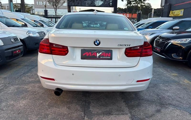 imagem-https://www.socarrao.com.br/sc-vehicle-images-prod/2518558/1783964658391-7776620_4_B_a19f55010a.jpeg