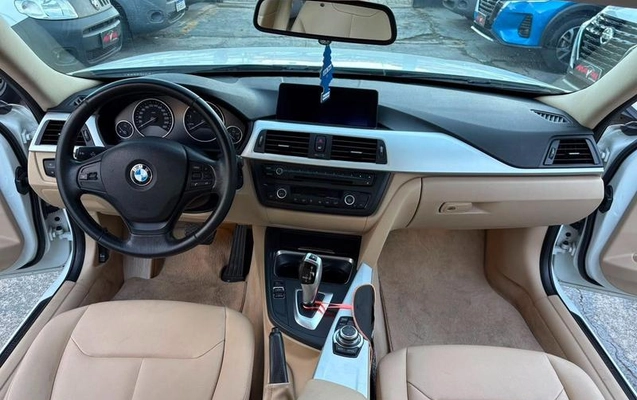 imagem-https://www.socarrao.com.br/sc-vehicle-images-prod/2518558/1783964658394-7776620_8_B_da6f20d8b8.jpeg