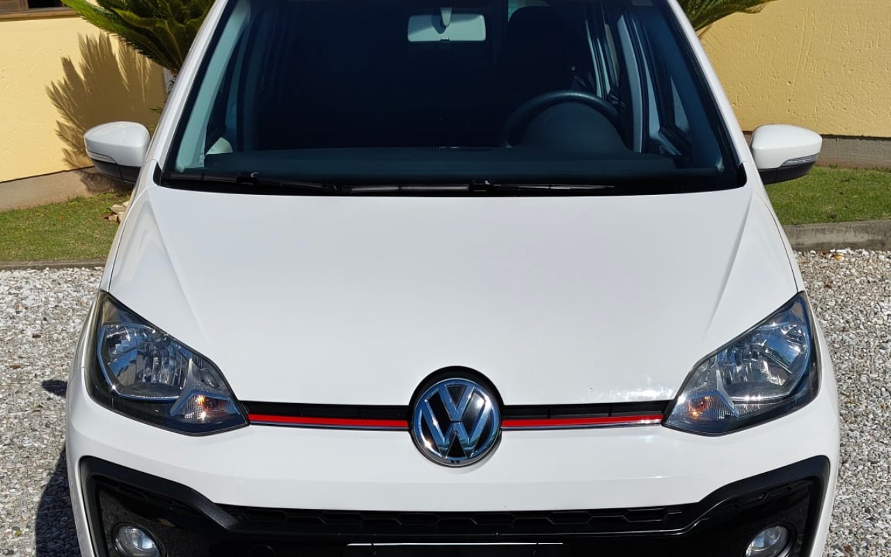 Volkswagen Up! 2020 Branco — foto 1 de 3