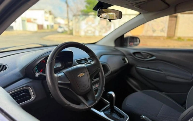 imagem-https://www.socarrao.com.br/sc-vehicle-images-prod/2518690/1783606921019-8259426_0_B_449d336a75.jpeg