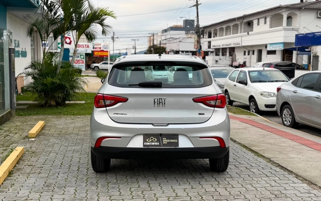 imagem-https://www.socarrao.com.br/sc-vehicle-images-prod/2519269/1783536242821-d2cb415d-bd24-4e1c-b3f3-249845b17630.jpg