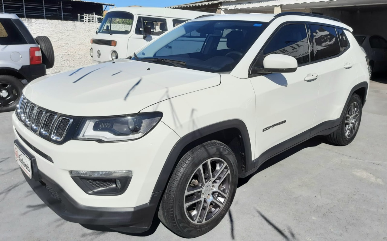 Jeep Compass 2021 Branco — foto 1 de 3