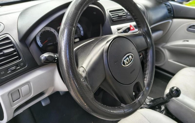 imagem-https://www.socarrao.com.br/sc-vehicle-images-prod/2519719/1788371716561-8260935_13_B_1df6c99d7b.jpeg