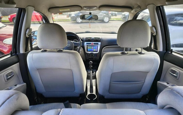 imagem-https://www.socarrao.com.br/sc-vehicle-images-prod/2519719/1788371716567-8260935_17_B_9519ace7f7.jpeg