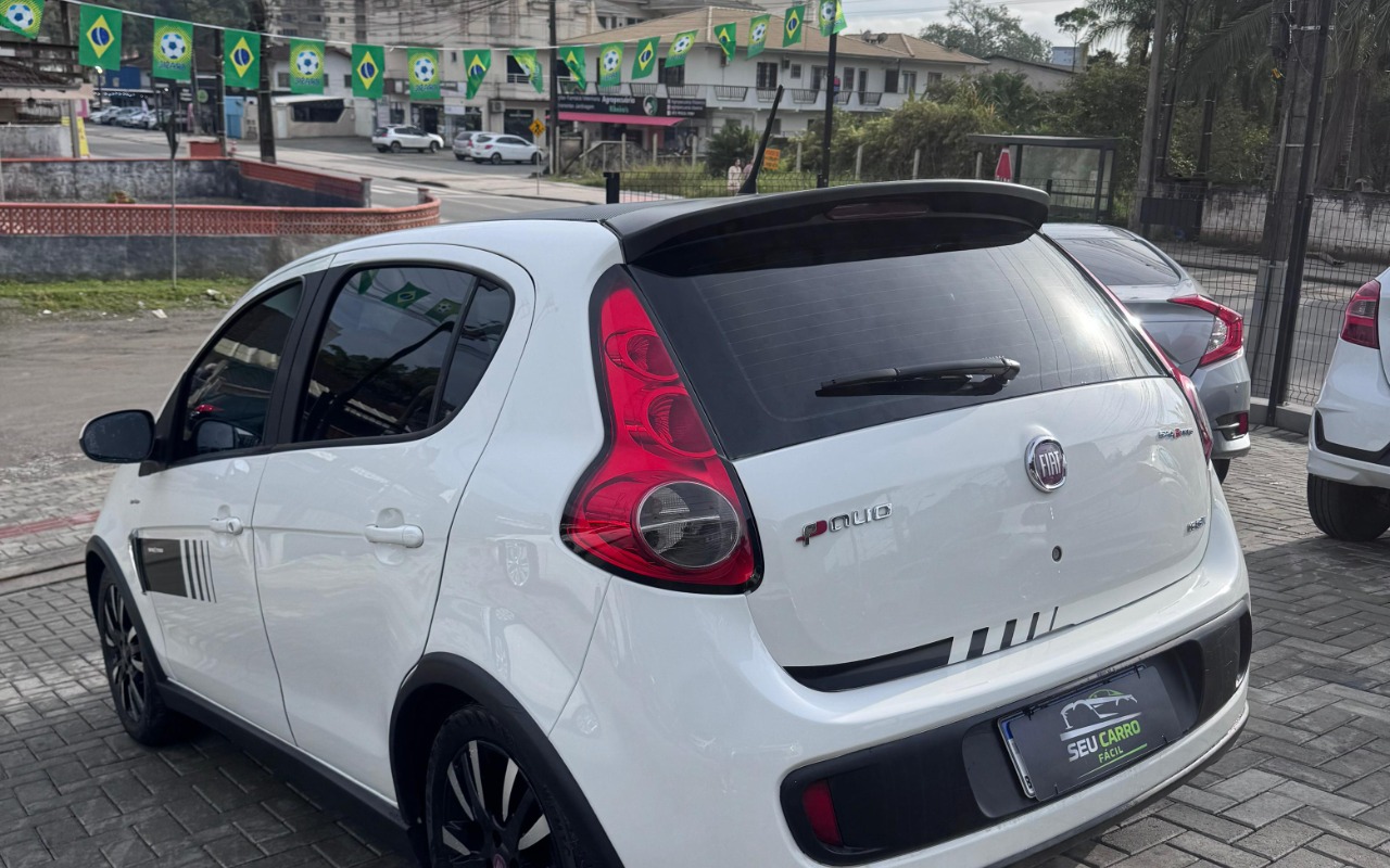 imagem-https://www.socarrao.com.br/sc-vehicle-images-prod/2520356/1783540206278-SU1HLTIwMjYwNzAyLVdBMDA5MS5qcGc.jpg