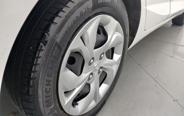 imagem-https://www.socarrao.com.br/sc-vehicle-images-prod/2521035/1783540841223-1_031522.jpg