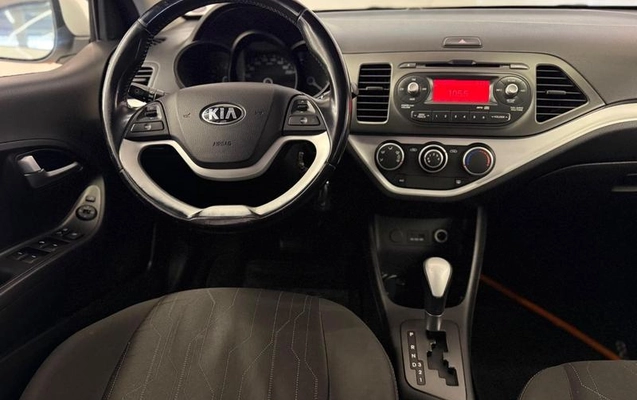 imagem-https://www.socarrao.com.br/sc-vehicle-images-prod/2521852/1789582539141-8261904_12_B_243656779c.jpeg
