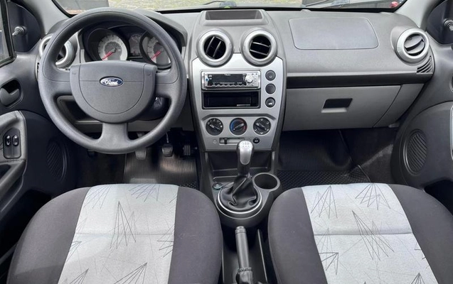 imagem-https://www.socarrao.com.br/sc-vehicle-images-prod/2521869/1787583474204-8253472_15_B_4390f5da94.jpeg