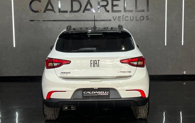 imagem-https://www.socarrao.com.br/sc-vehicle-images-prod/2521889/1788291969772-8261134_4_B_8b963bcd34.jpeg