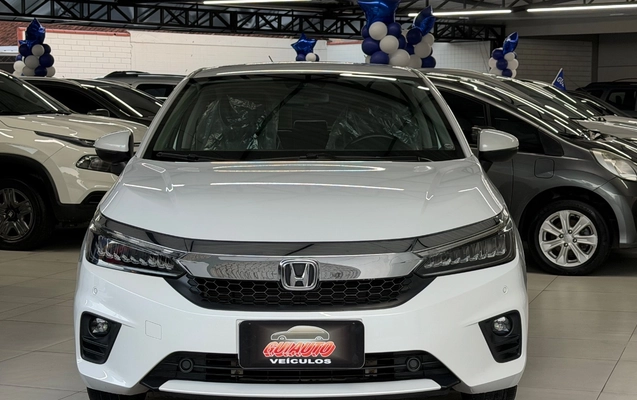 imagem-https://www.socarrao.com.br/sc-vehicle-images-prod/2521891/1783543434970-SU1HXzk3NzkuanBlZw.jpeg
