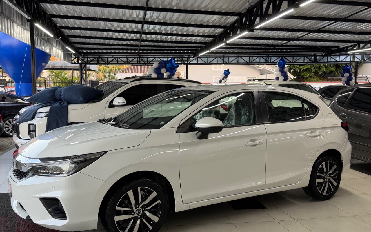 imagem-https://www.socarrao.com.br/sc-vehicle-images-prod/2521891/1783543435059-SU1HXzk3ODAuanBlZw.jpeg