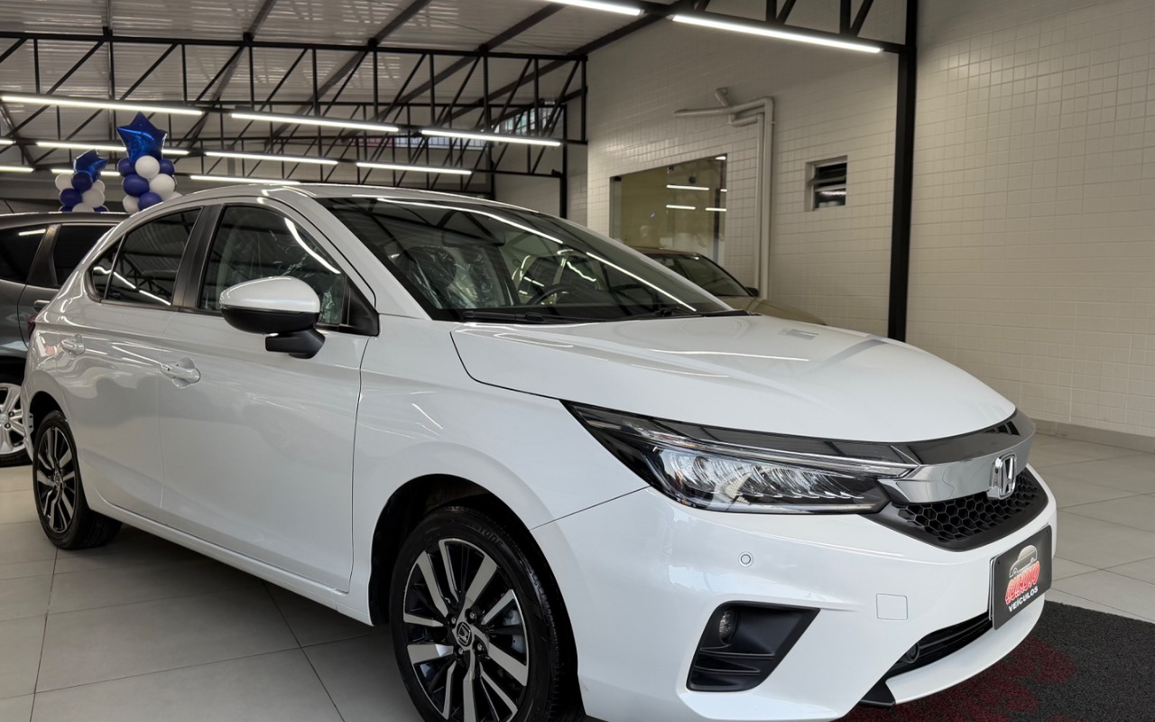 imagem-https://www.socarrao.com.br/sc-vehicle-images-prod/2521891/1783543435127-SU1HXzk3ODEuanBlZw.jpeg