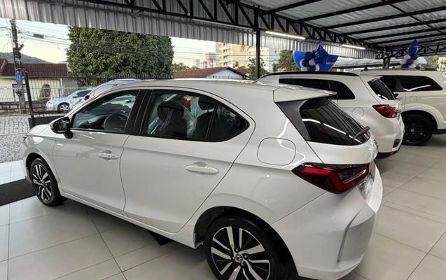 imagem-https://www.socarrao.com.br/sc-vehicle-images-prod/2521891/1783543435339-SU1HXzk3ODcuanBlZw.jpeg