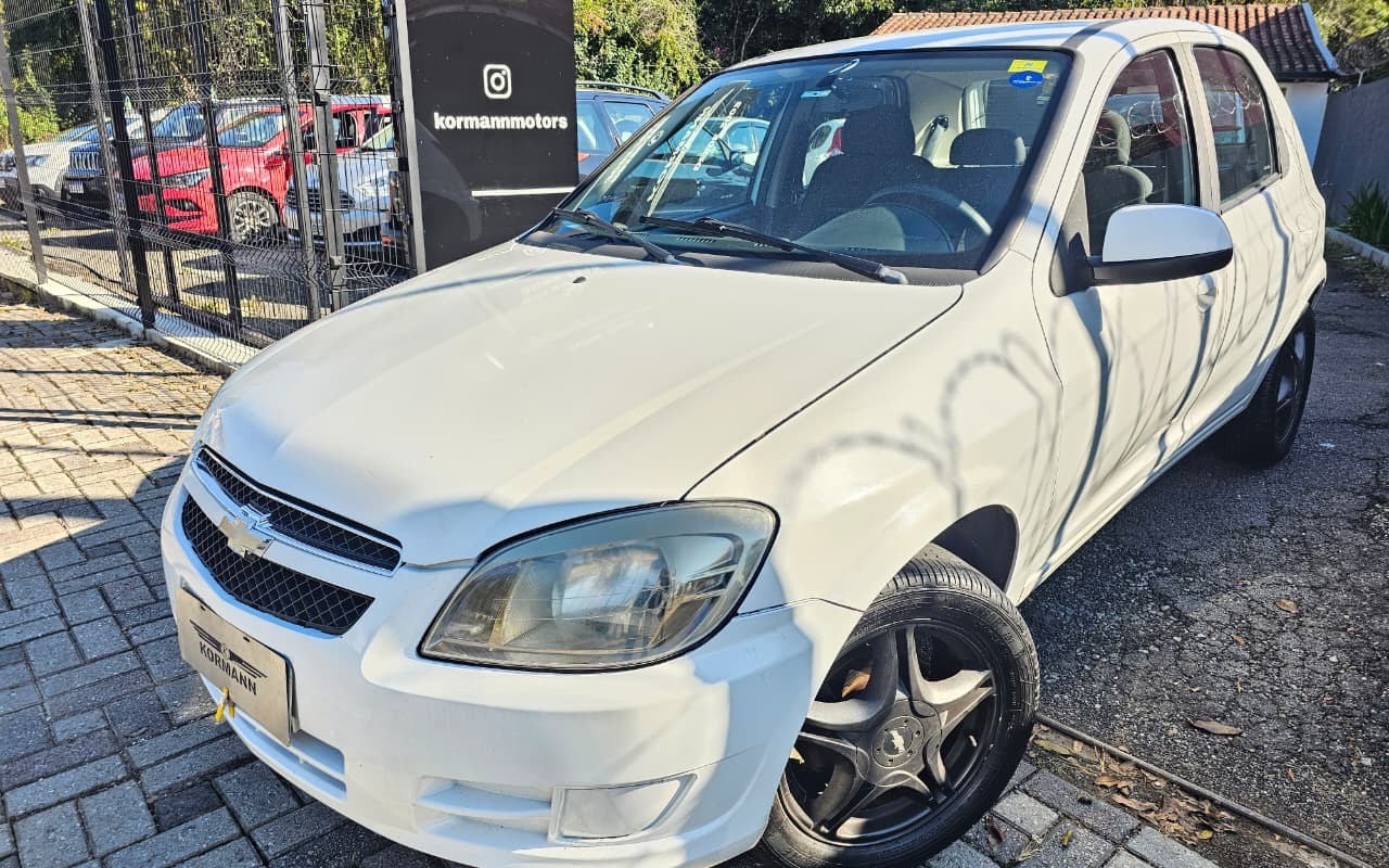 Chevrolet Celta 2014 Branco — foto 1 de 3