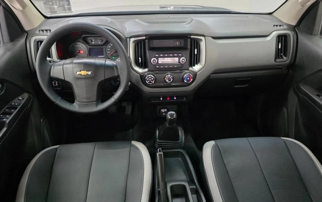 imagem-https://www.socarrao.com.br/sc-vehicle-images-prod/2522568/1789667881991-8254979_7_B_bf6d74485d.jpeg