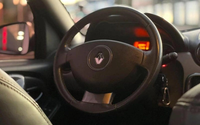 imagem-https://www.socarrao.com.br/sc-vehicle-images-prod/2522656/1788981283835-8262183_5_B_7fff14cff2.jpeg