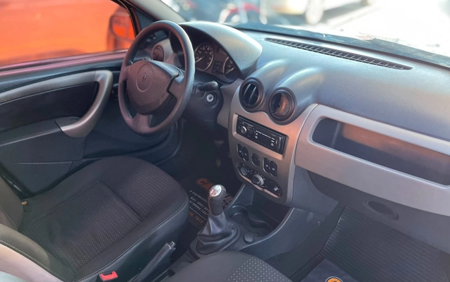 imagem-https://www.socarrao.com.br/sc-vehicle-images-prod/2523060/1783547575272-V2hhdHNBcHAgSW1hZ2UgMjAyNi0wNy0wOCBhdCAxOC40Ni4zMyAoMikuanBlZw.jpeg