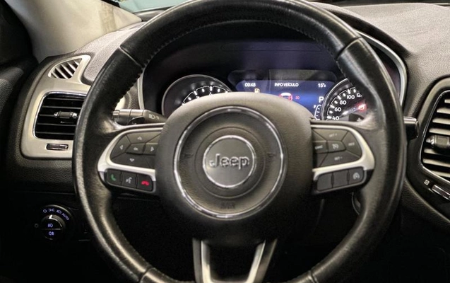 imagem-https://www.socarrao.com.br/sc-vehicle-images-prod/2523079/1789659291099-8201609_16_B_4ab94fc1e1.jpeg