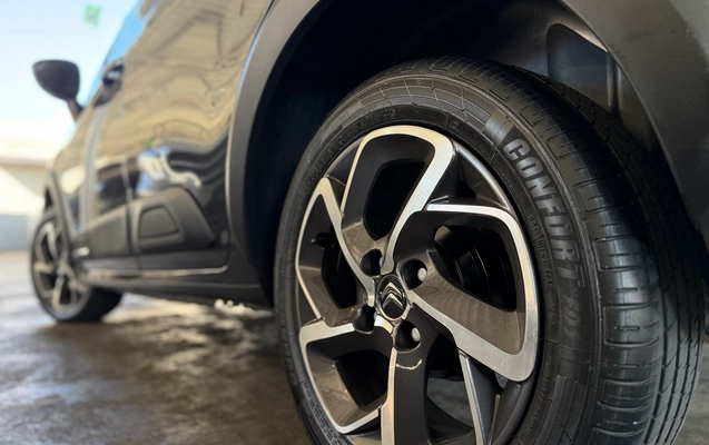 imagem-https://www.socarrao.com.br/sc-vehicle-images-prod/2526208/1783561562319-6d691092-58ac-47fd-b1bf-f6abffa25a6d.jpg