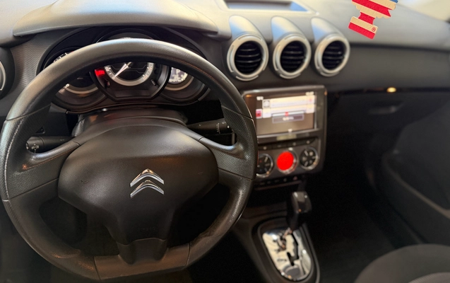 imagem-https://www.socarrao.com.br/sc-vehicle-images-prod/2526208/1783561562351-8a28fe0e-05ca-45af-8650-f35a76a89e41.jpg