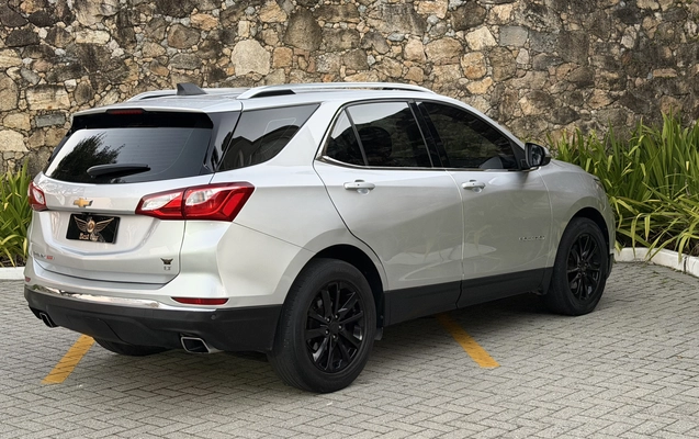 imagem-https://www.socarrao.com.br/sc-vehicle-images-prod/2531566/1783581808721-003_917bb95b9650eac0ad4e8197182d0dd5.jpeg