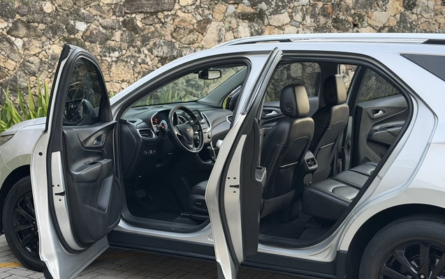 imagem-https://www.socarrao.com.br/sc-vehicle-images-prod/2531566/1783581808725-003_79e87f19580083edf28ac7ad70058dcc.jpeg
