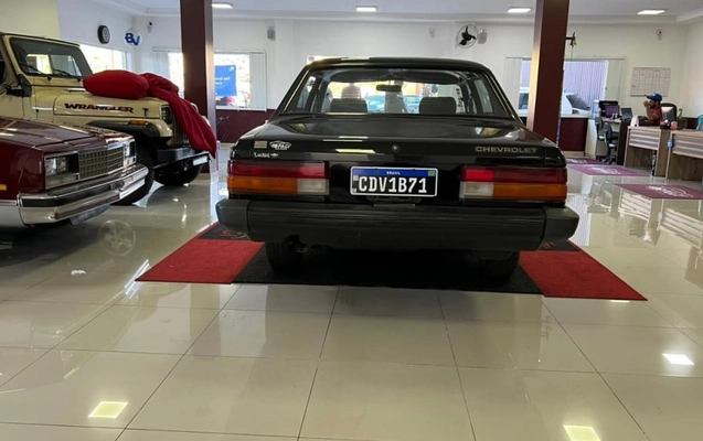 imagem-https://www.socarrao.com.br/sc-vehicle-images-prod/2534165/1785157387654-vehicle_image_1781188843_26b024e3fdcbb034bec52cb28801eda3.jpeg