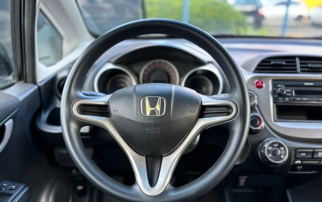 imagem-https://www.socarrao.com.br/sc-vehicle-images-prod/2534192/1783600271909-6_111841.jpg