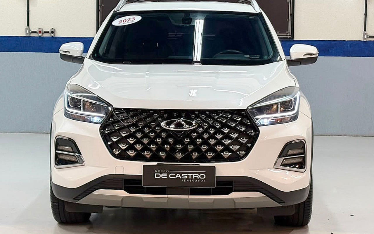 imagem-https://www.socarrao.com.br/sc-vehicle-images-prod/2534297/1784896191937-Q0FPQSBDSEVSWSBUSUdHTzVYIFBSTyBIRVYgLSAyMDIzIC0gQlJBTkNPIC0gUlhYOEc4Ny5qcGc.jpg