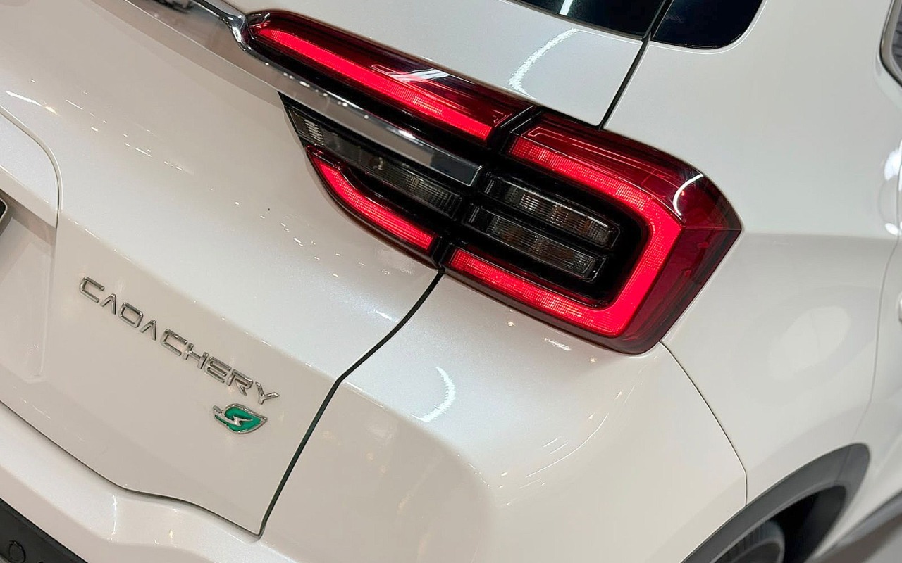 imagem-https://www.socarrao.com.br/sc-vehicle-images-prod/2534297/1784896193098-Q0FPQSBDSEVSWSBUSUdHTzVYIFBSTyBIRVYgLSAyMDIzIC0gQlJBTkNPIC0gUlhYOEc4NyAoMTIpLmpwZw.jpg